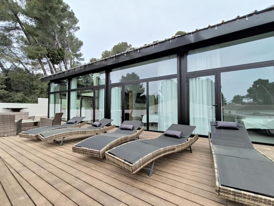 Industrial Luxury Nimes & Arles Villa Beaucaire  Exterior photo